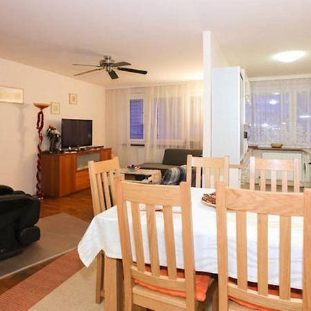 Apartment Mariahilf - 4Rooms4You Vienna Bilik gambar