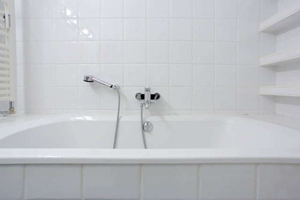 Apartment Mariahilf - 4Rooms4You Vienna Bilik gambar