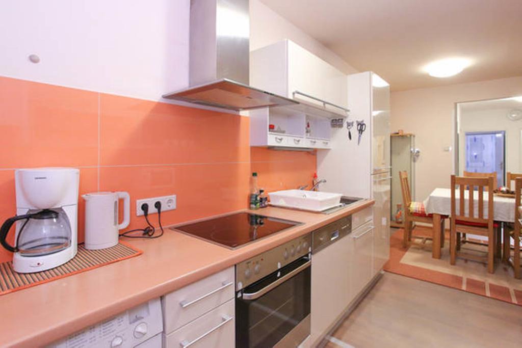 Apartment Mariahilf - 4Rooms4You Vienna Bilik gambar